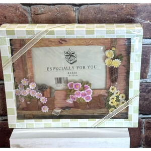 Ceramic 4x6 Picture Photo Frame Sculpted Gardening Flowers 3D NIB Gift
